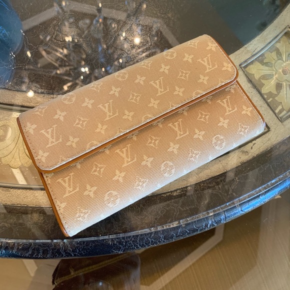 Louis Vuitton International Tresor Mini Lin - Picture 2 of 16